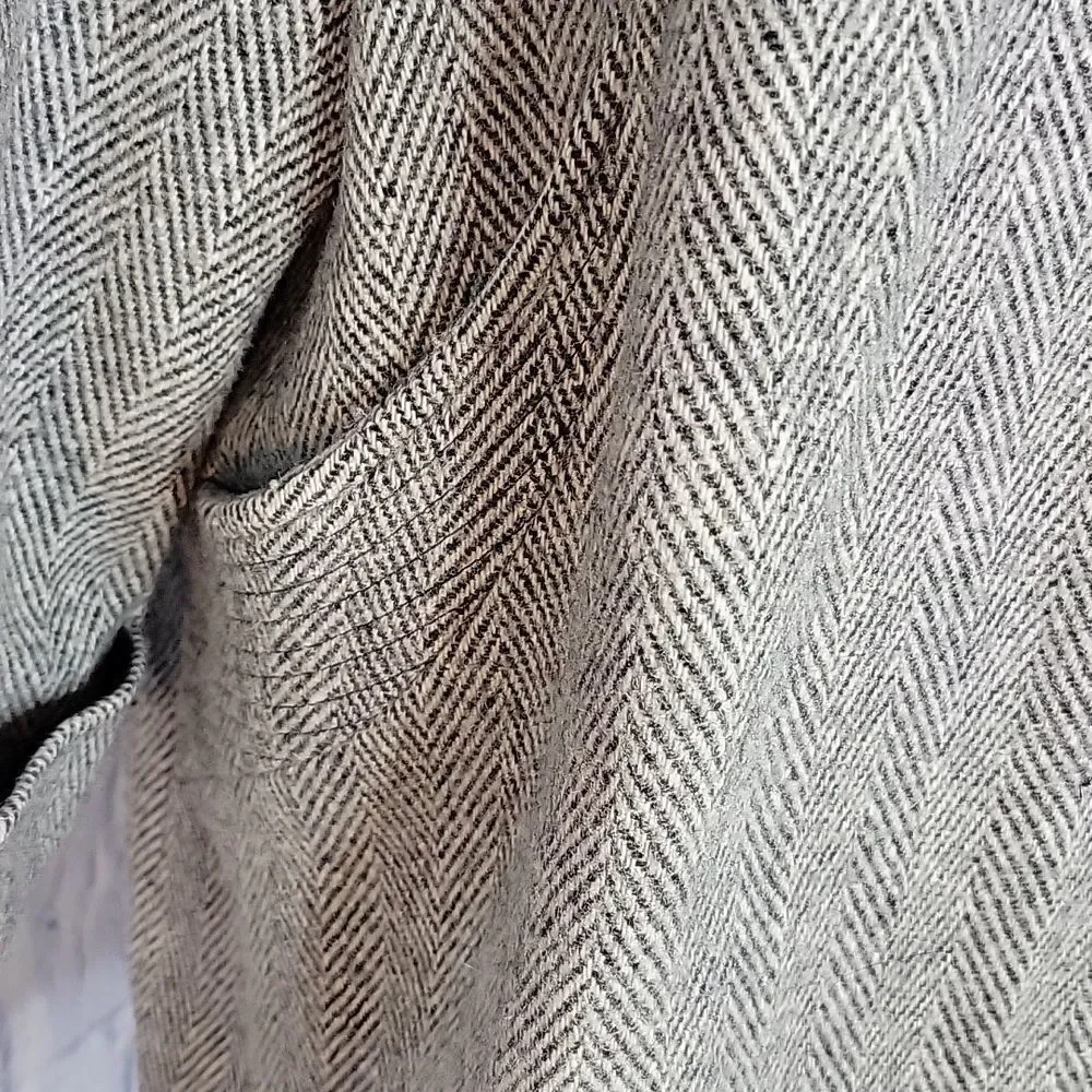 N/A herringbone black
